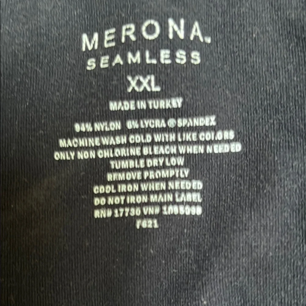 Two Merona Fitted Tank Tops Black and Brown Size XCL - Picture 4 of 4